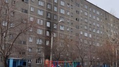 Площадка для воркаута в городе Екатеринбург №4749 Маленькая Современная фото